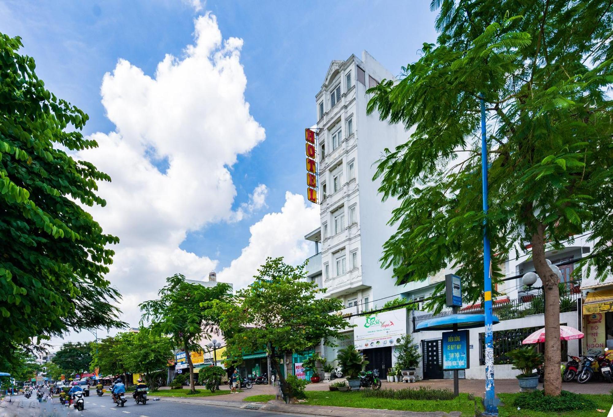Mai Phuong - Ruby Saigon Hotel Ho Chi Minh City Exterior photo