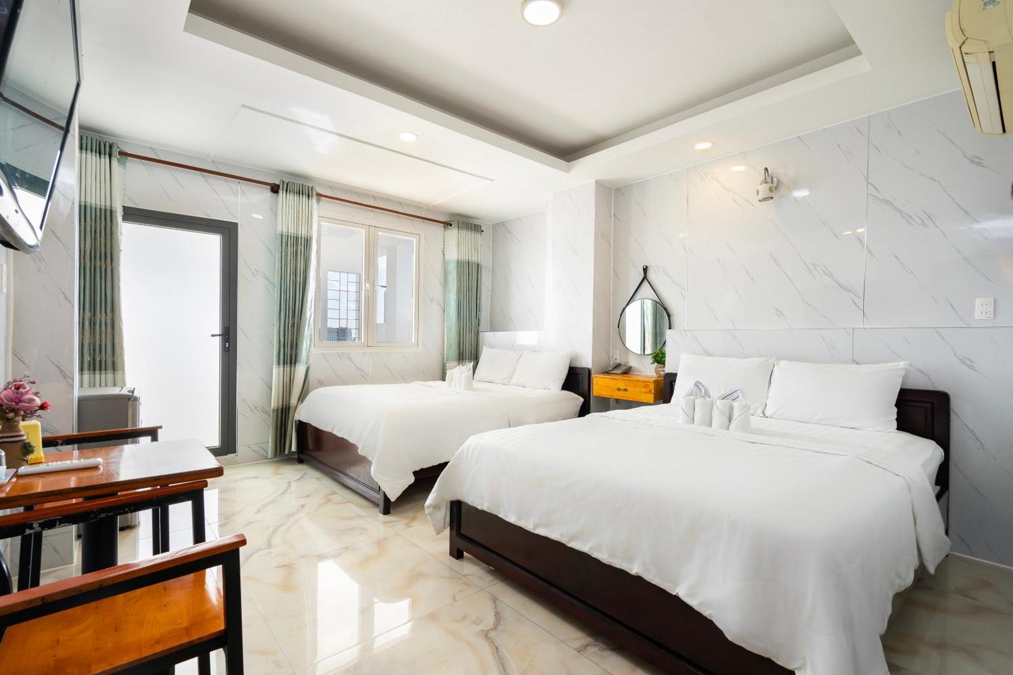 Mai Phuong - Ruby Saigon Hotel Ho Chi Minh City Exterior photo